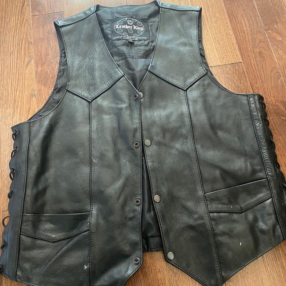 Leather Riding Vest - Picture 1 of 4